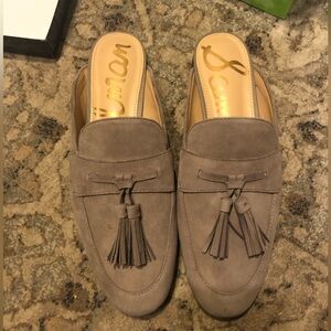 NWT Sam Edelman Paris Mules, Size 9, Putty Suede color